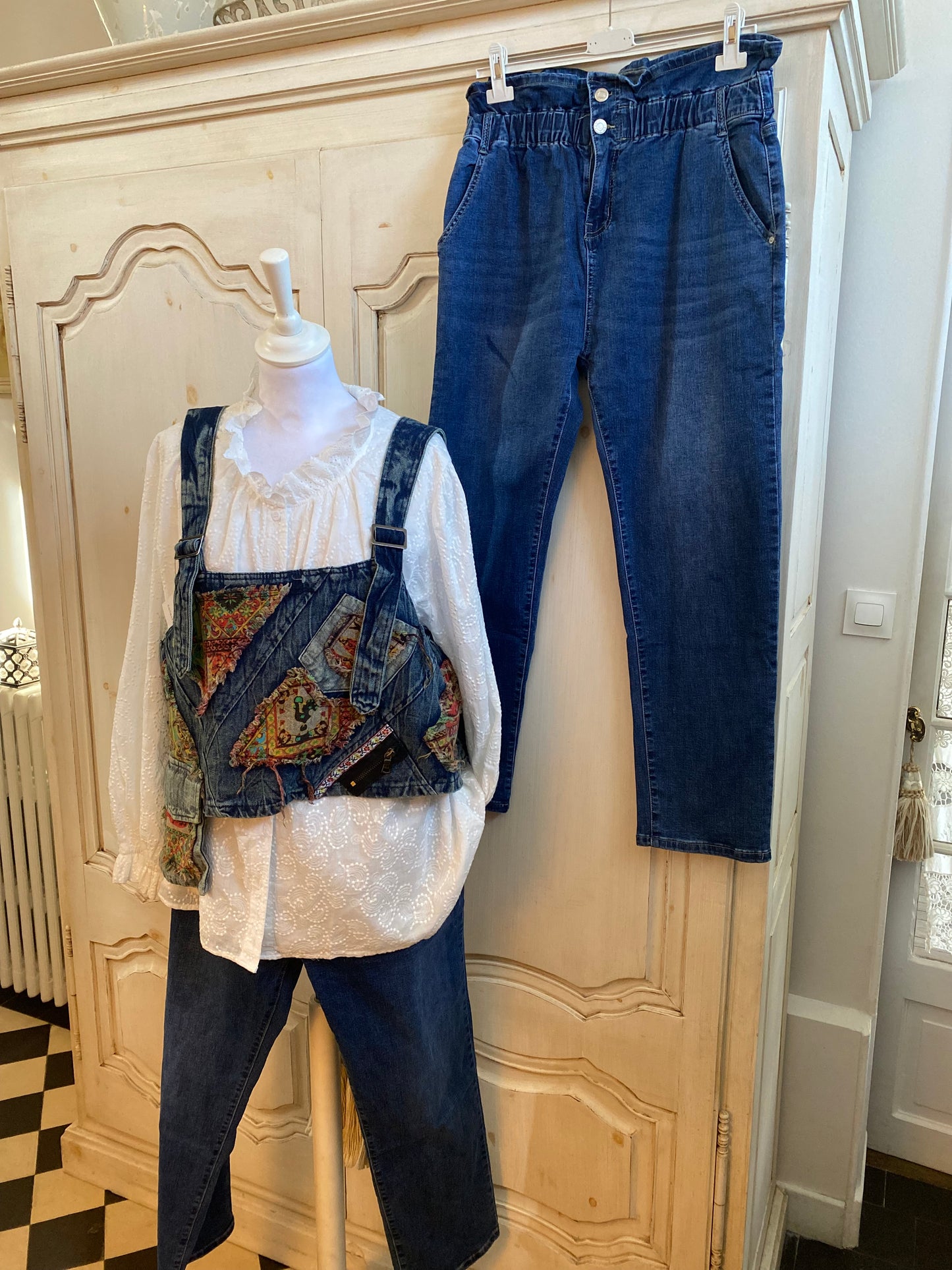 Tenue Lisa 3 pièces convient du 42 au 46