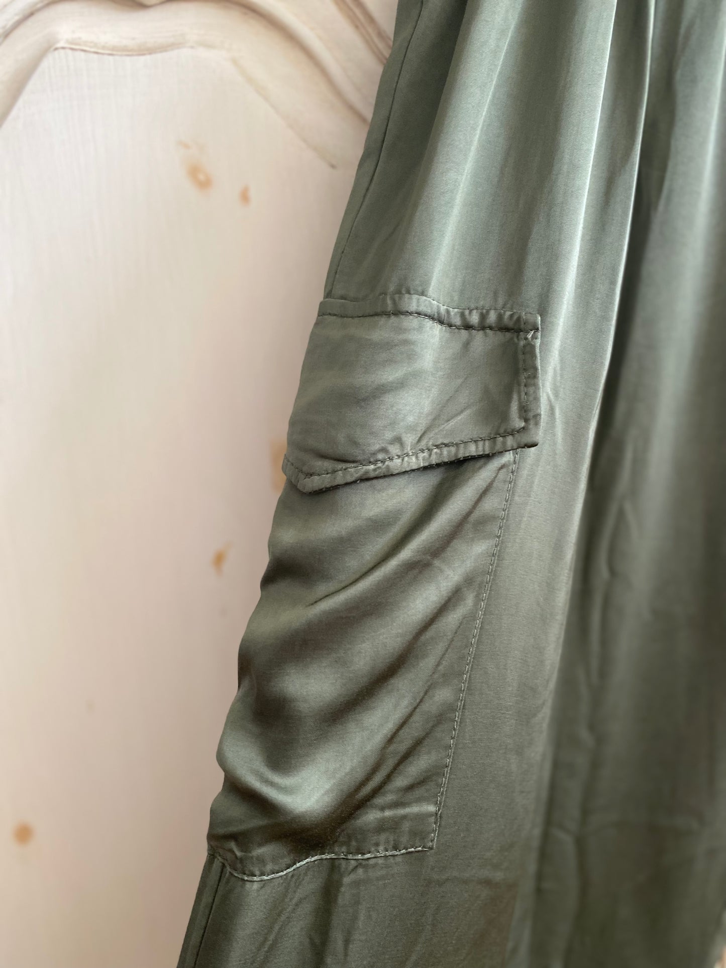 Cargo kaki du 42 au 48+