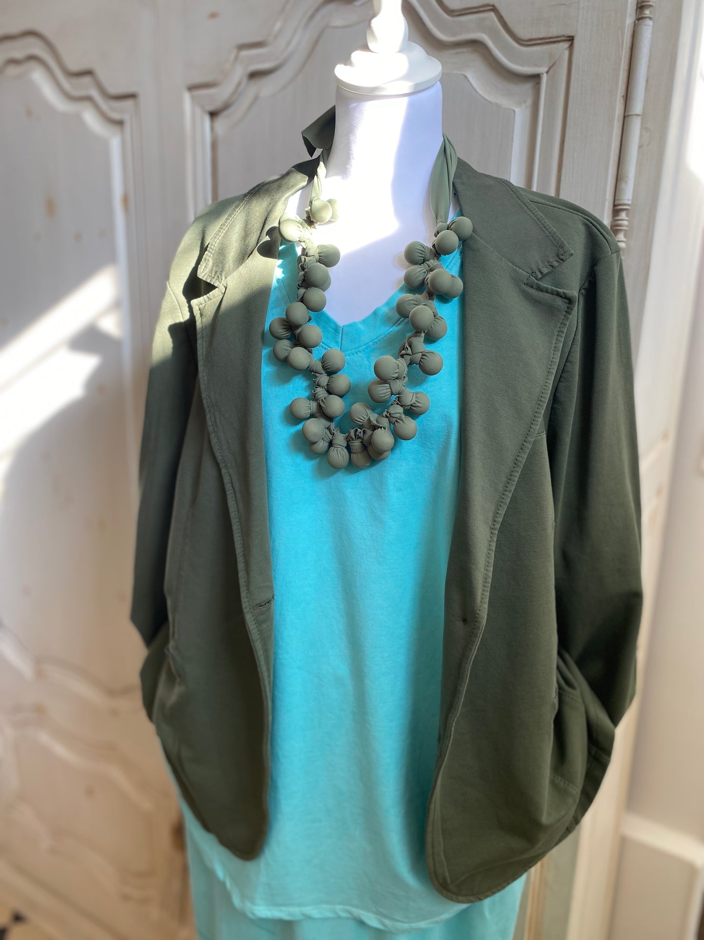 Tenue Iraelle 4 pièces du 44 au 48