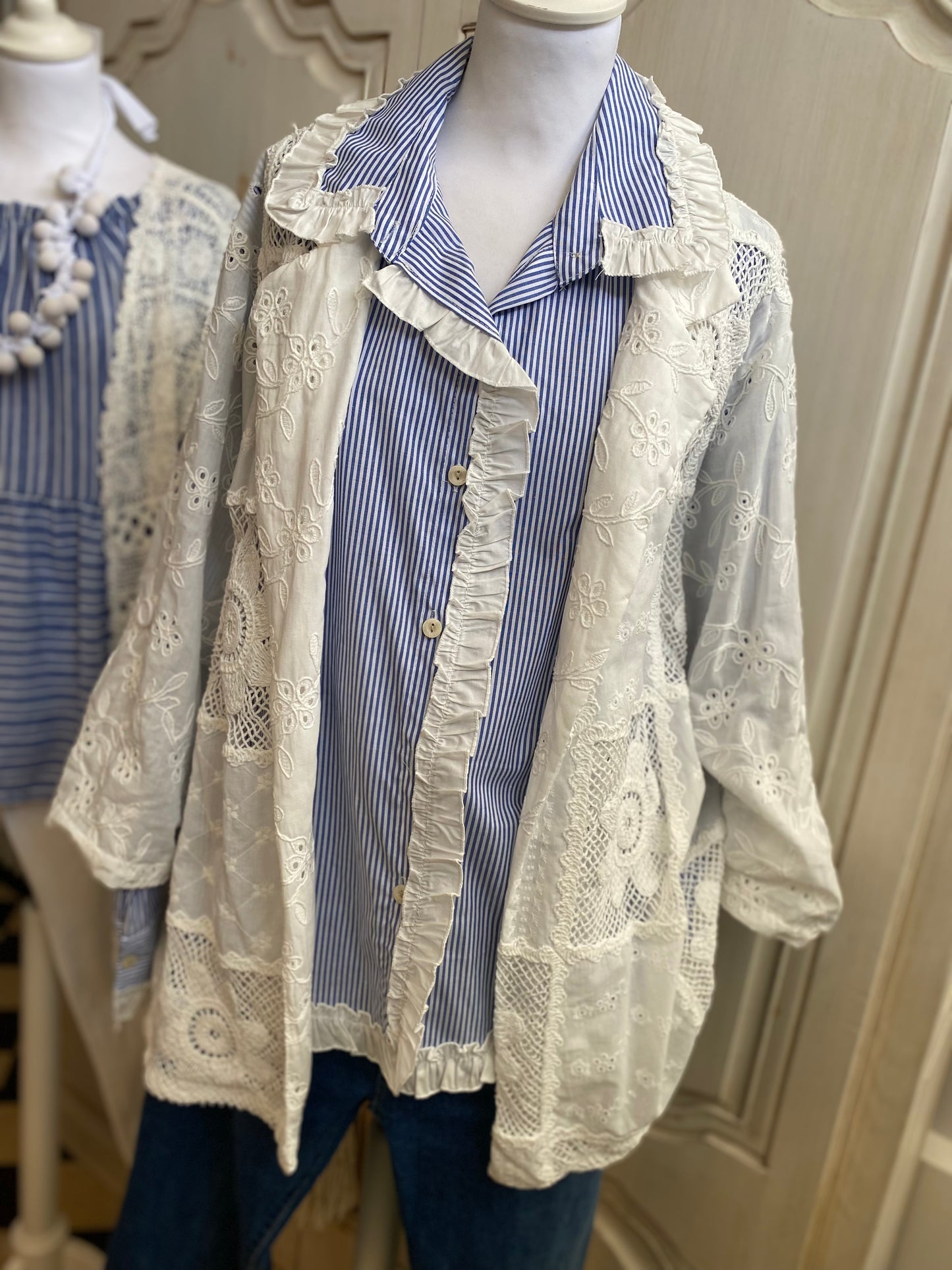 Tenue Cecilia 3 pièces convient du 42 au 50