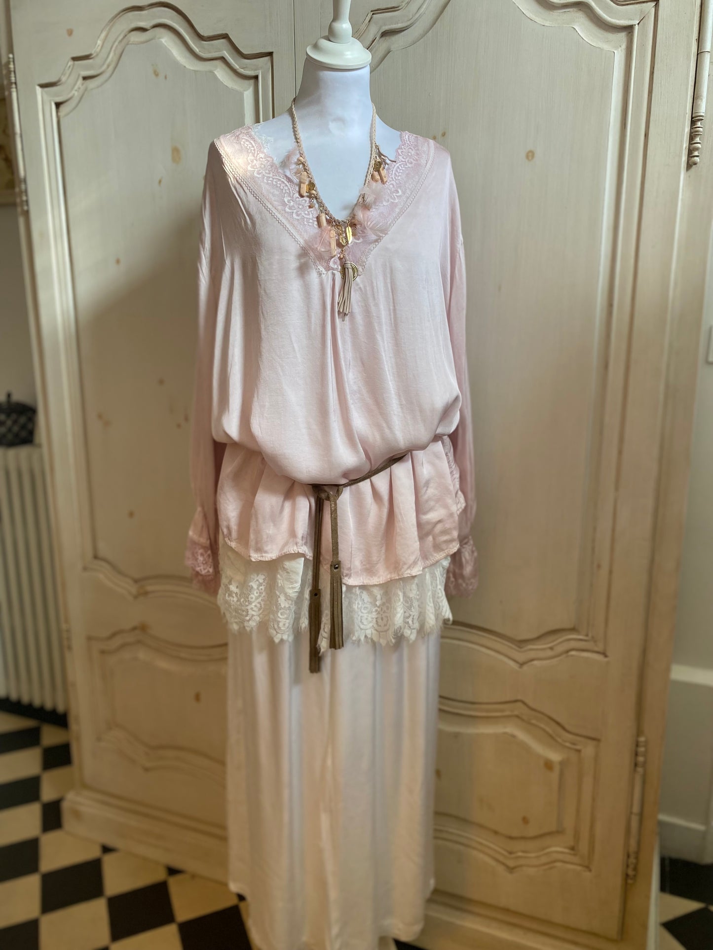 Tenue Angelique 5 P du 42 au 48
