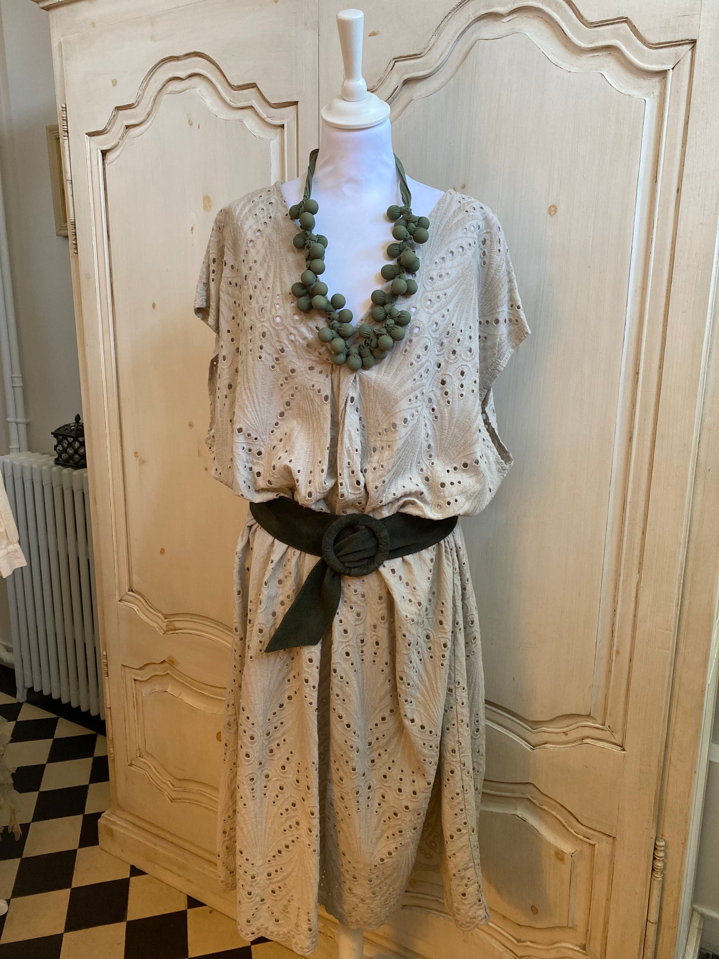 Tenue Olivia 3 pièces convient du 42 au 48