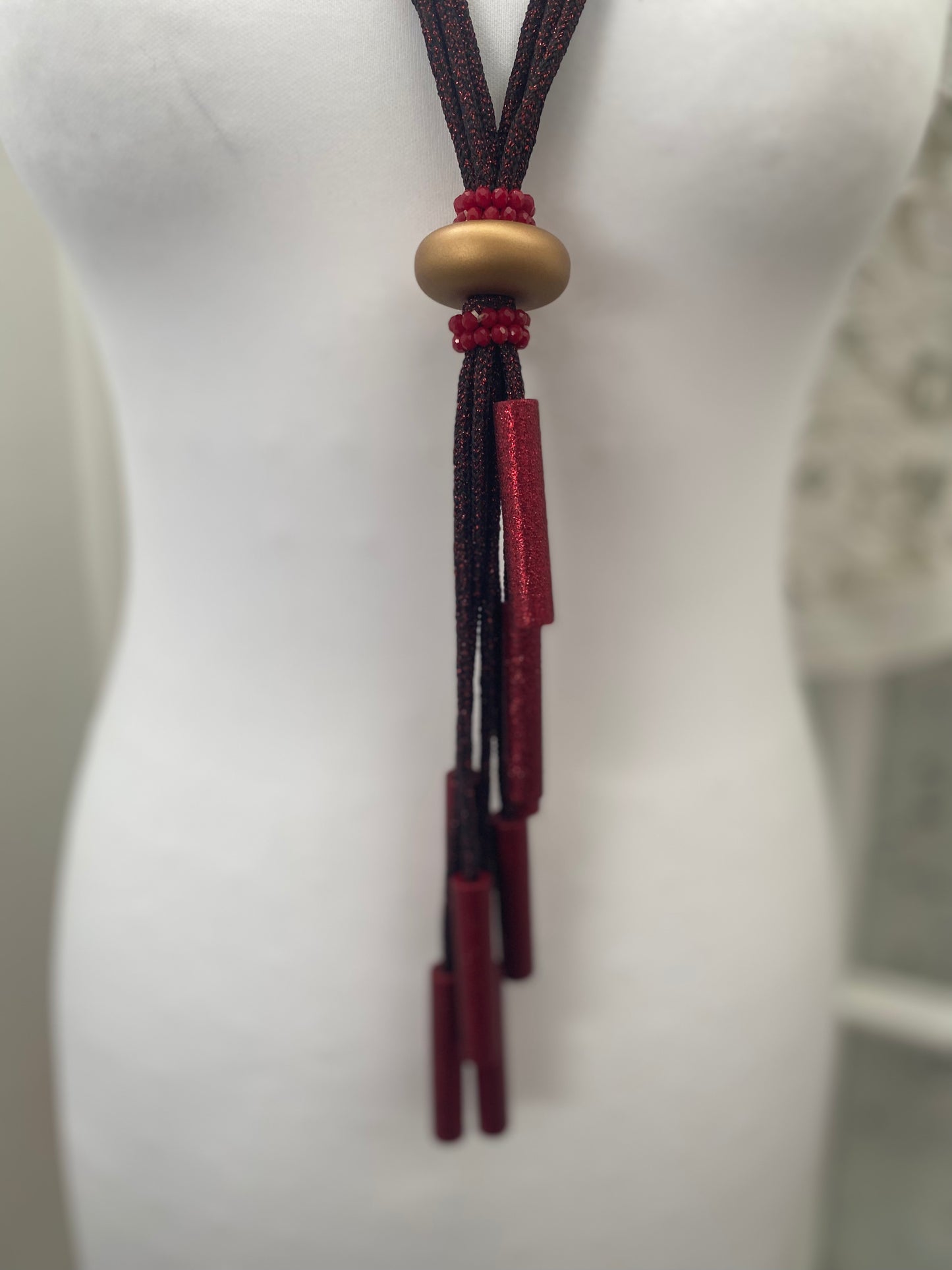 Collier Cravate bordeaux