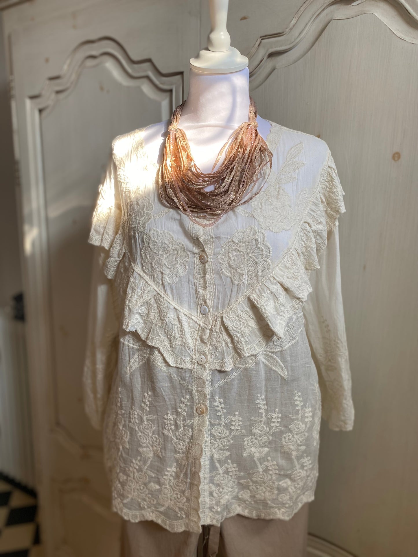 Tenue Alouane 4 P convient du 40 au 46