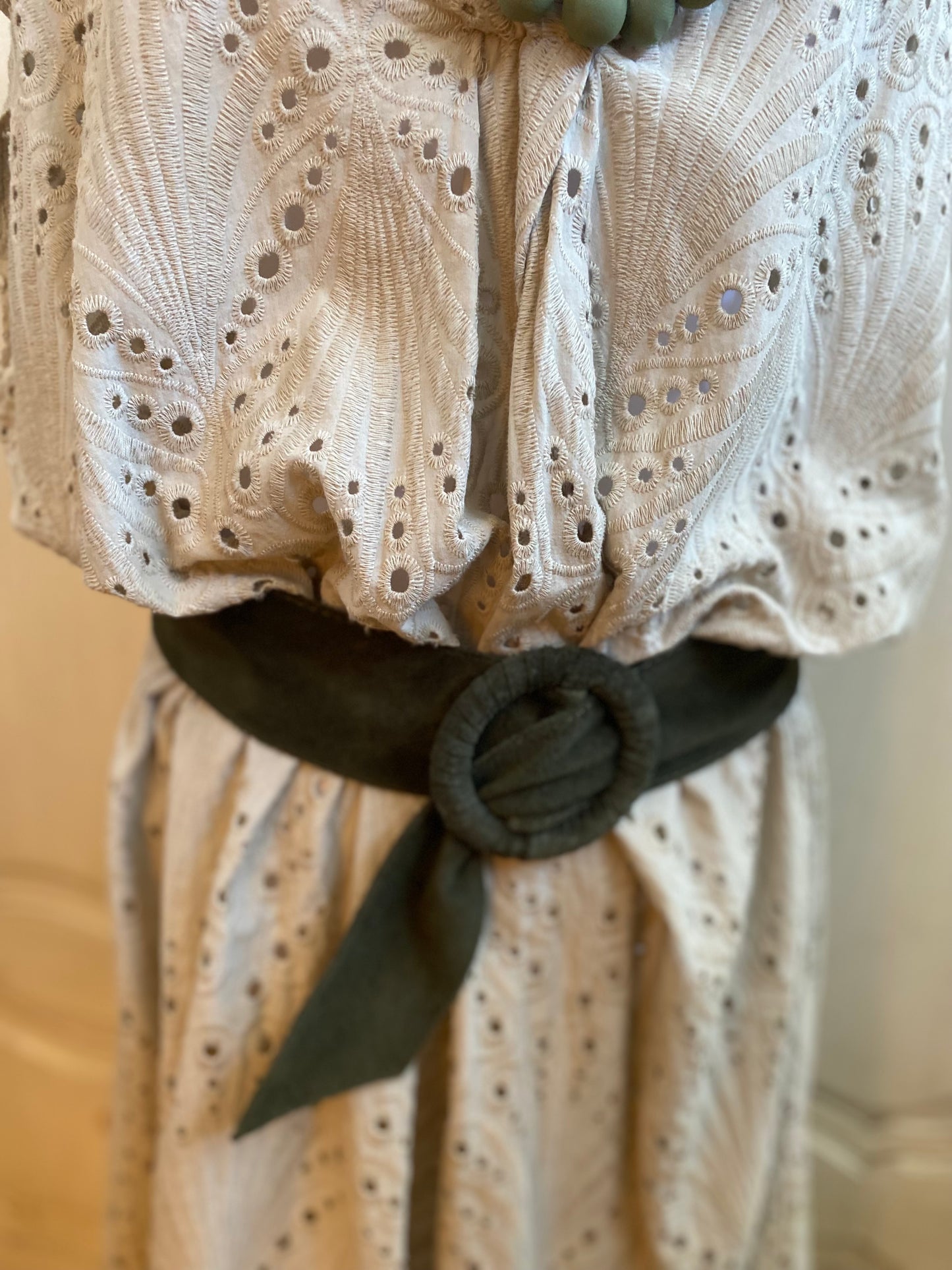 Tenue Olivia 3 pièces convient du 42 au 48