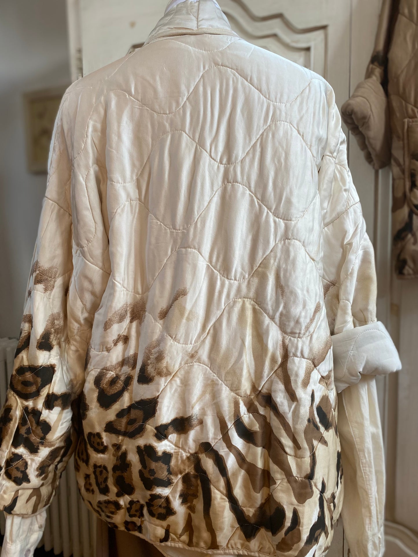 Veste crème convient du 40 au 46