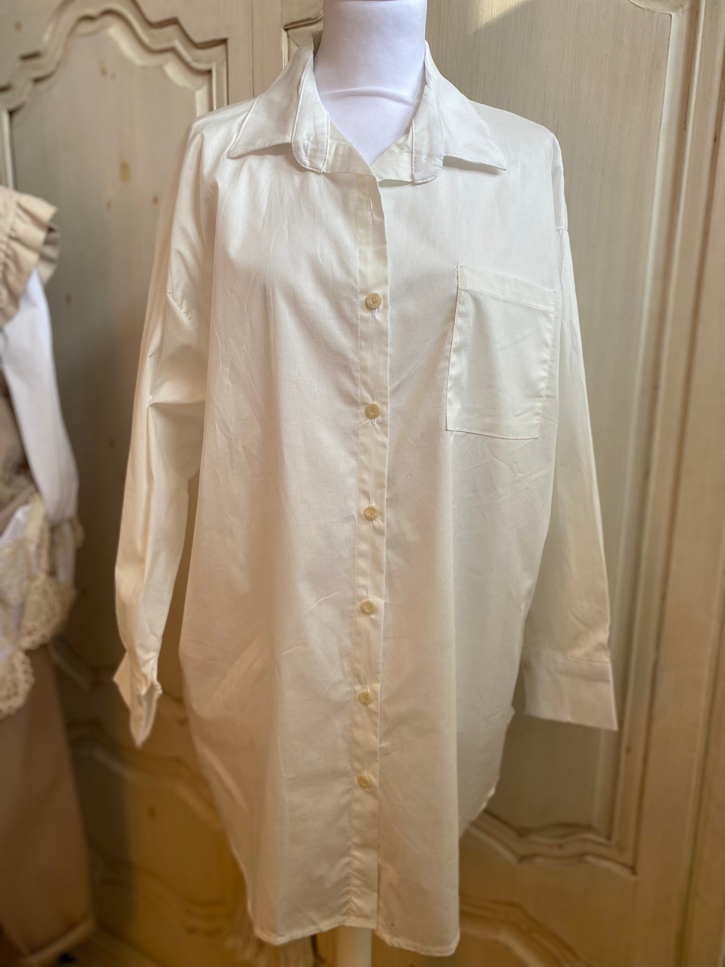 Chemise Blanche convient du 42 au 48