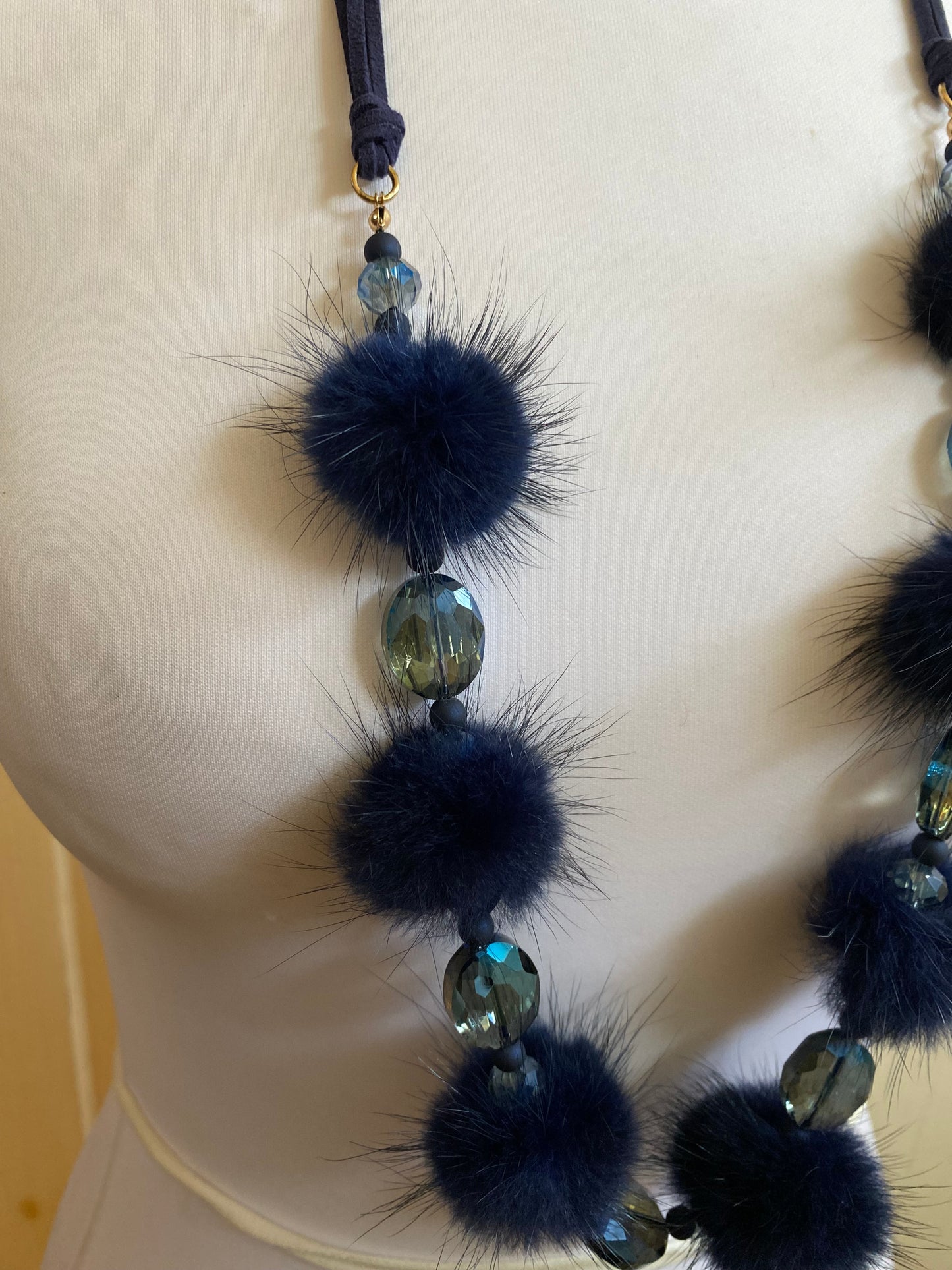 Sautoir pomponne Bleu