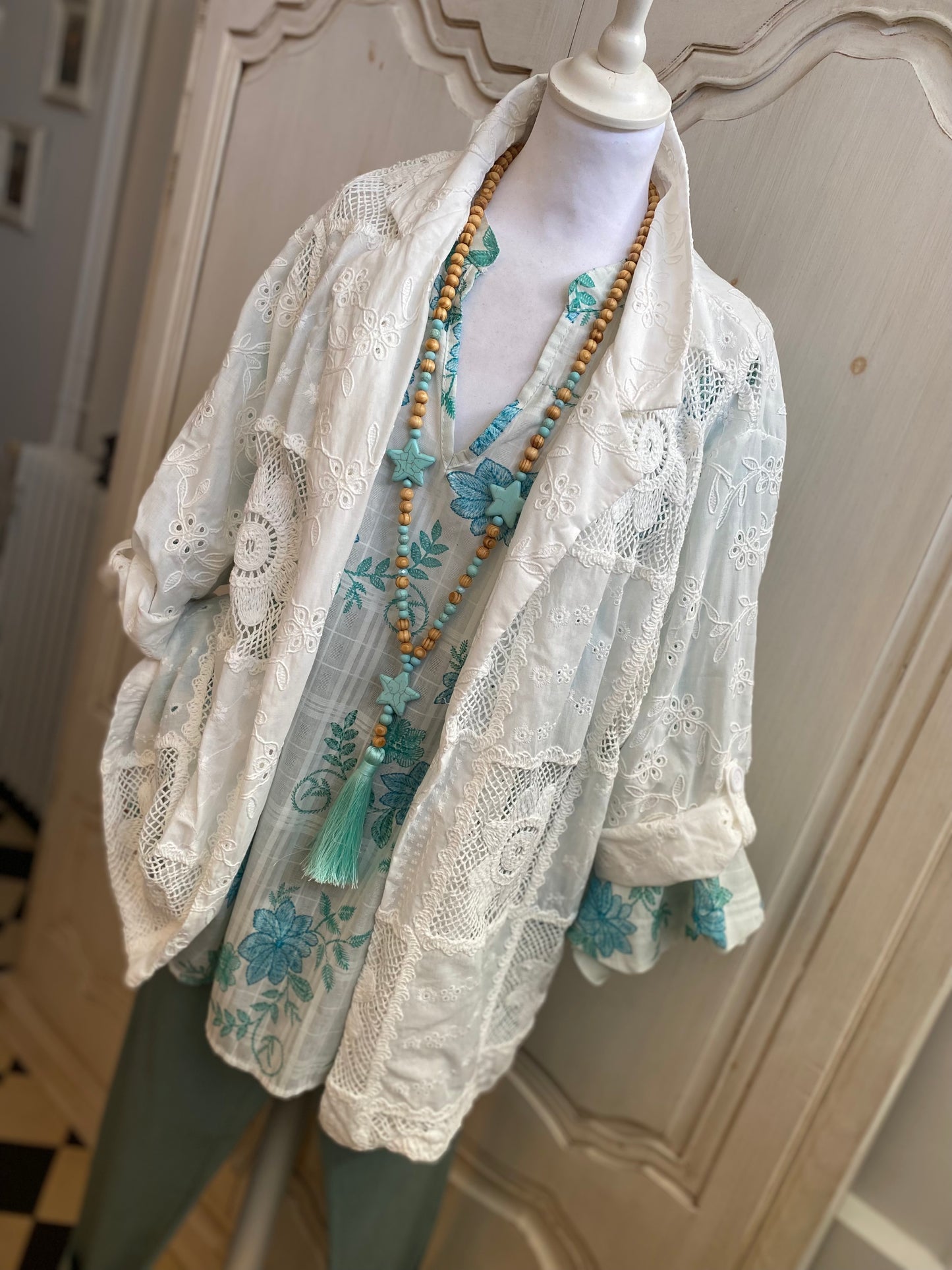 Tenue Aqua 4 pieces convient du 42 au 48