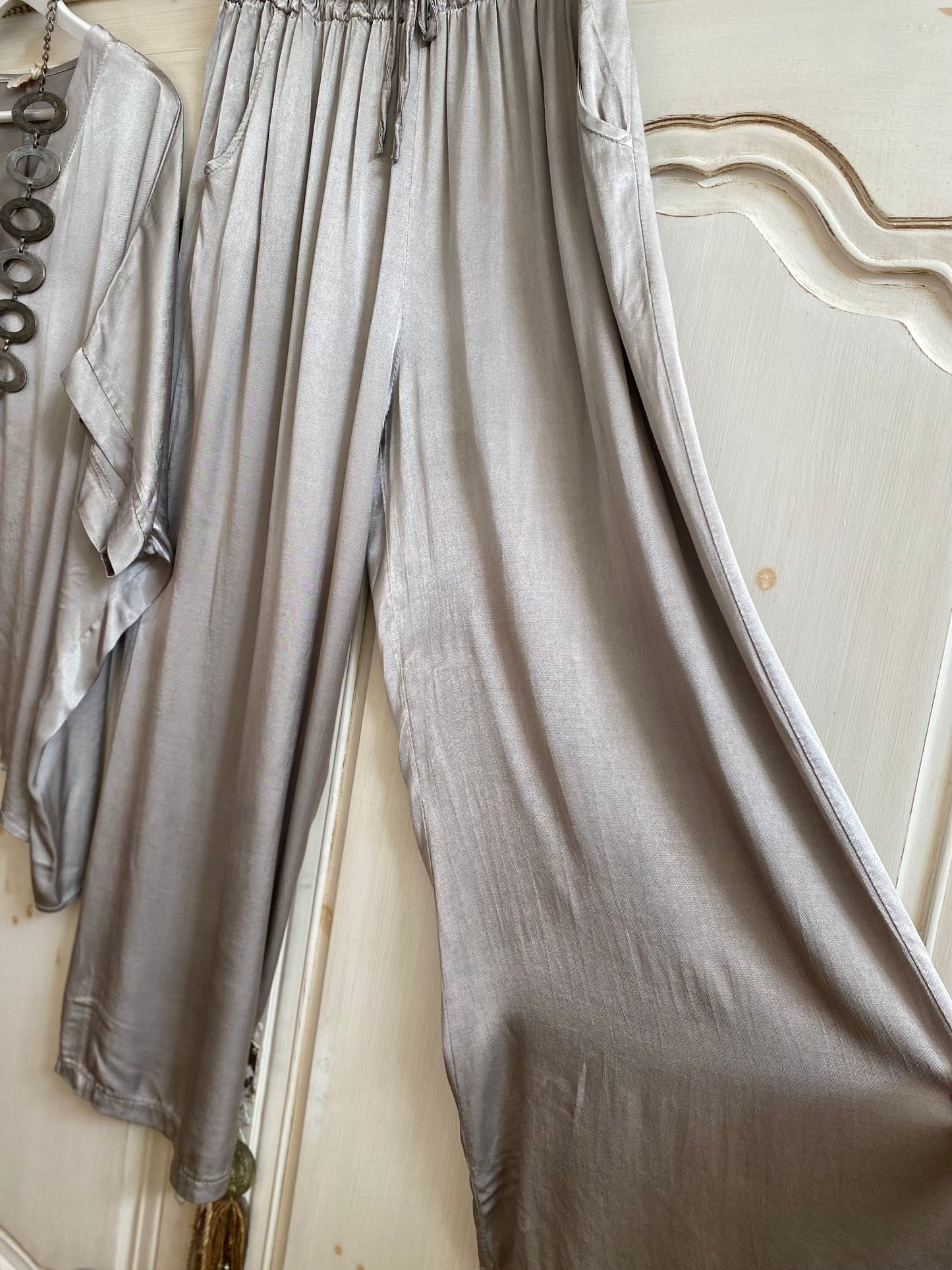 Tenue Argent mat du 42 au 50