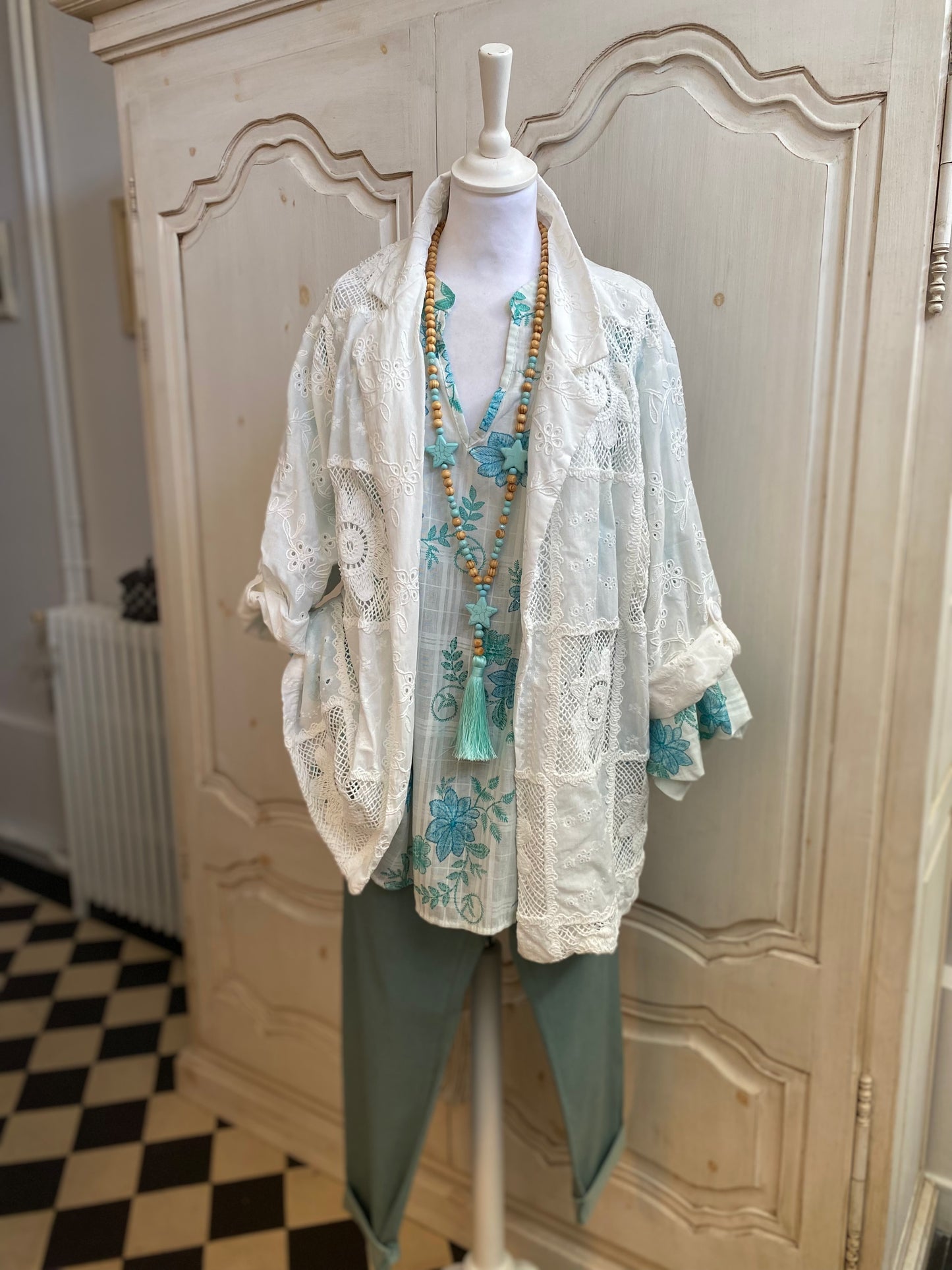 Tenue Aqua 4 pieces convient du 42 au 48