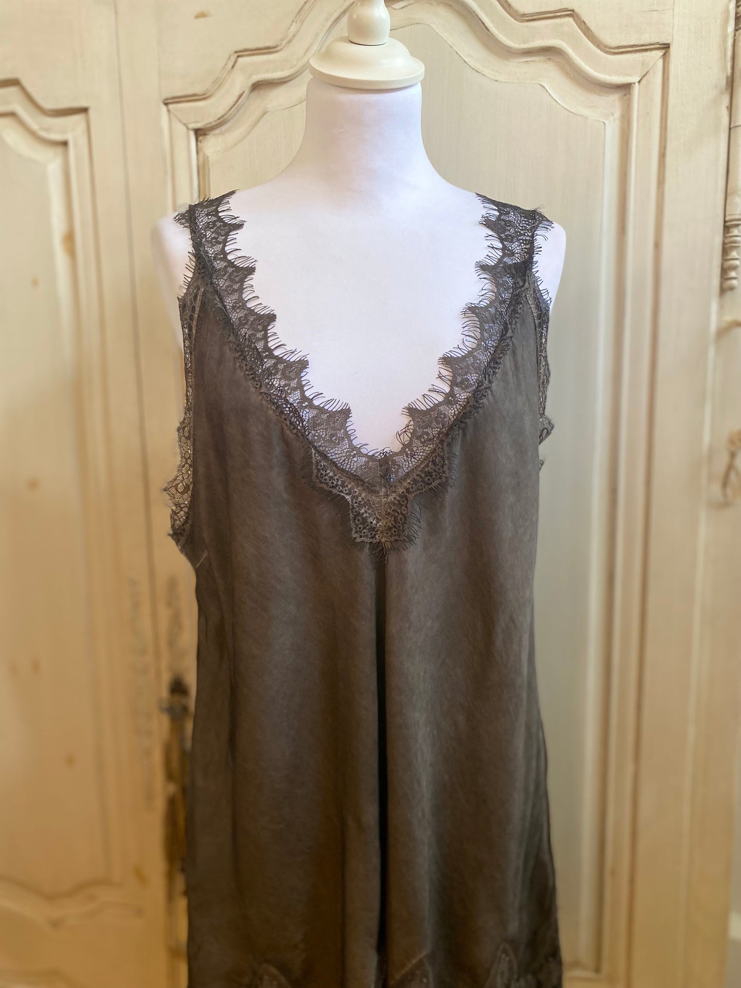 Top Soie chocolat convient du 42 au 50