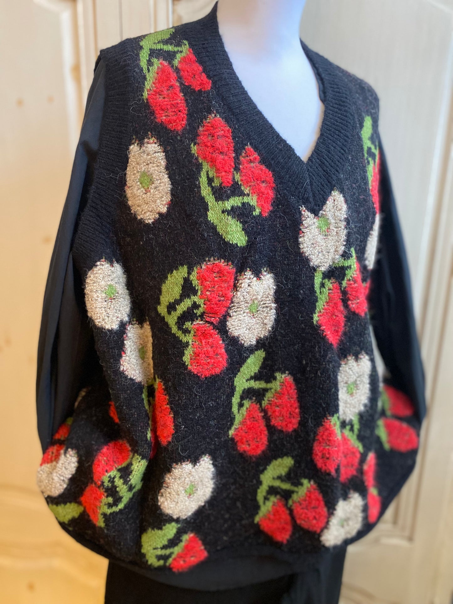 Pull Fraise convient du 42 au 52/54
