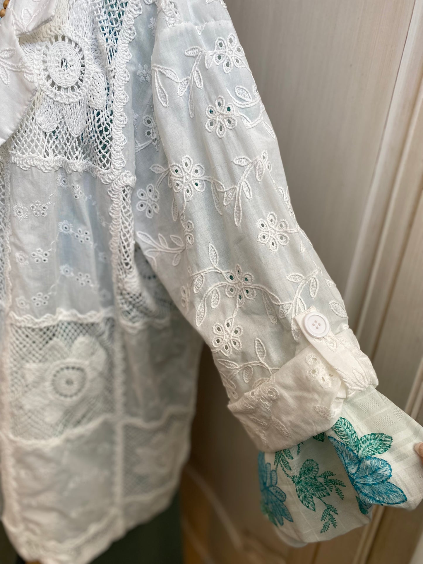 Tenue Aqua 4 pieces convient du 42 au 48