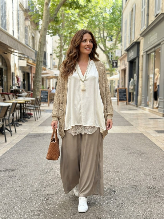 Tenue Gloria 5 pièces convient du 42 au 50