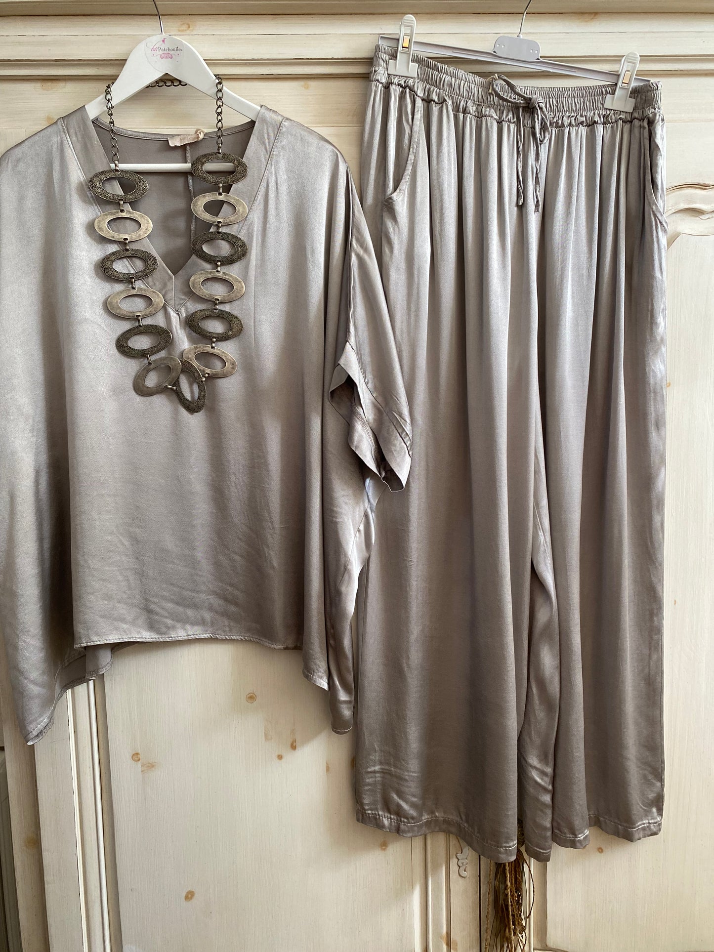 Tenue Argent mat du 42 au 50
