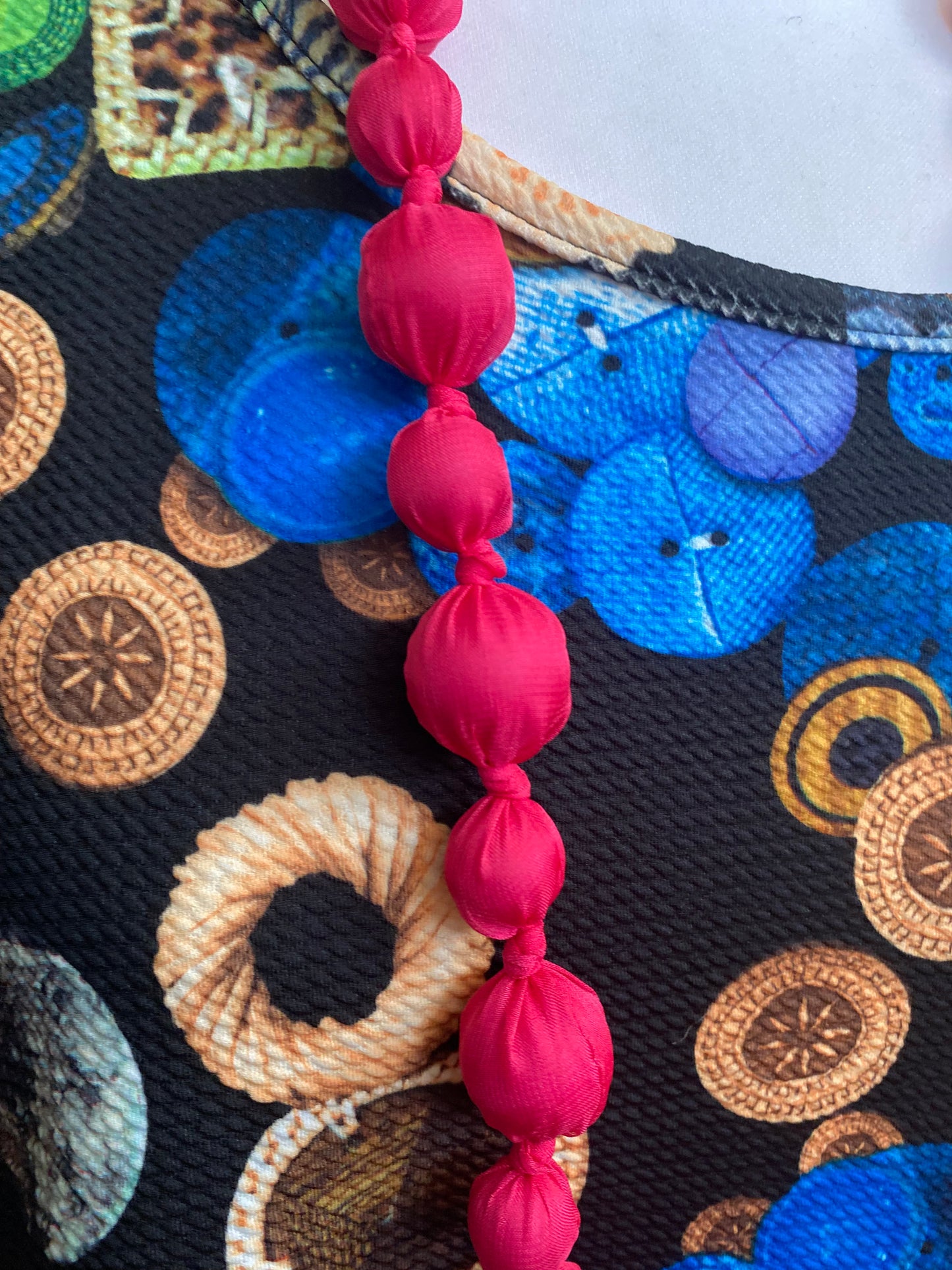 Collier fuschia