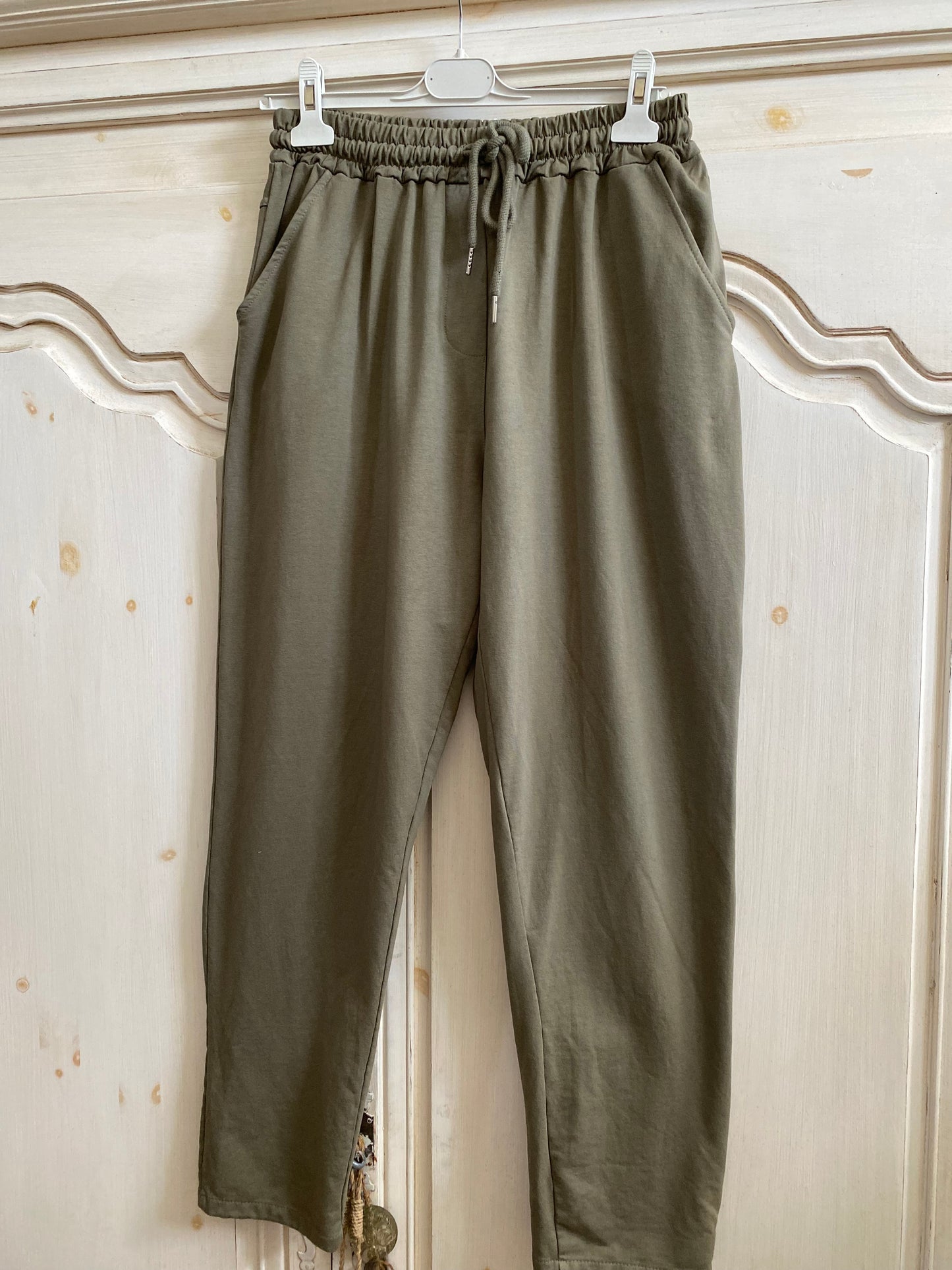 Pantalon kaki sweet convient du 40 au 46