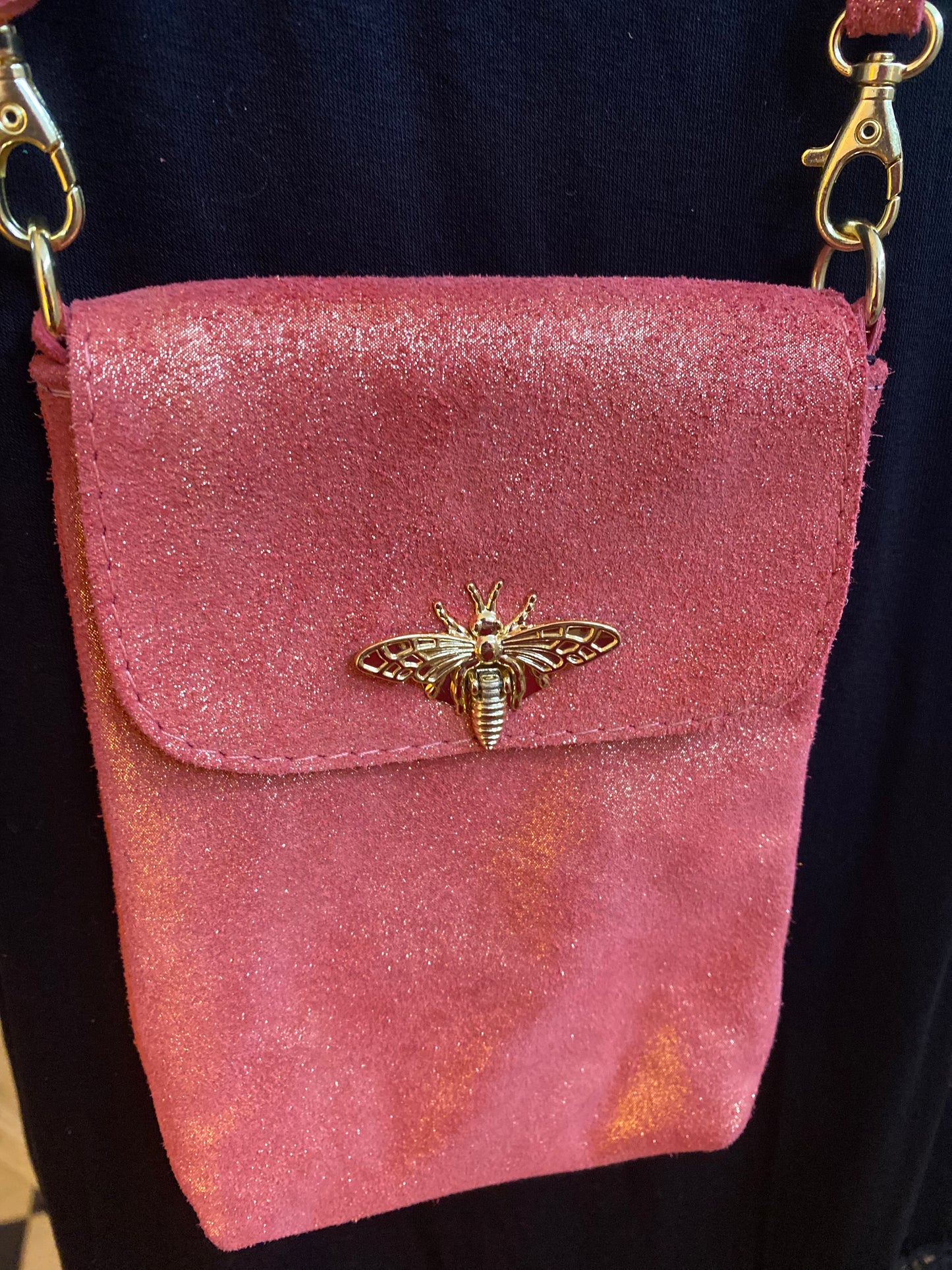 Besace cuir vachette rose corail scintillant
