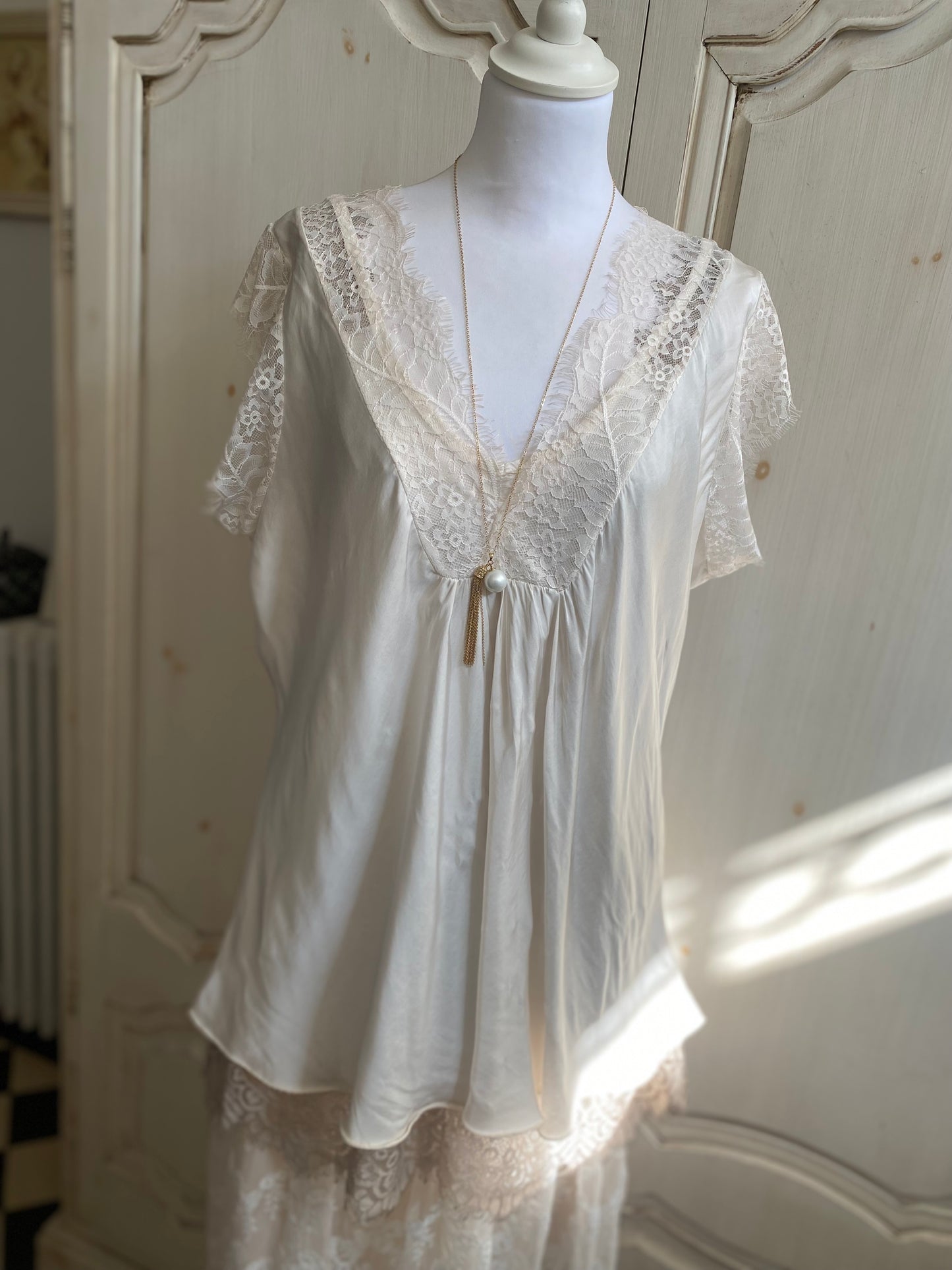 Tenue Louise 4 pièces du 38 au 46