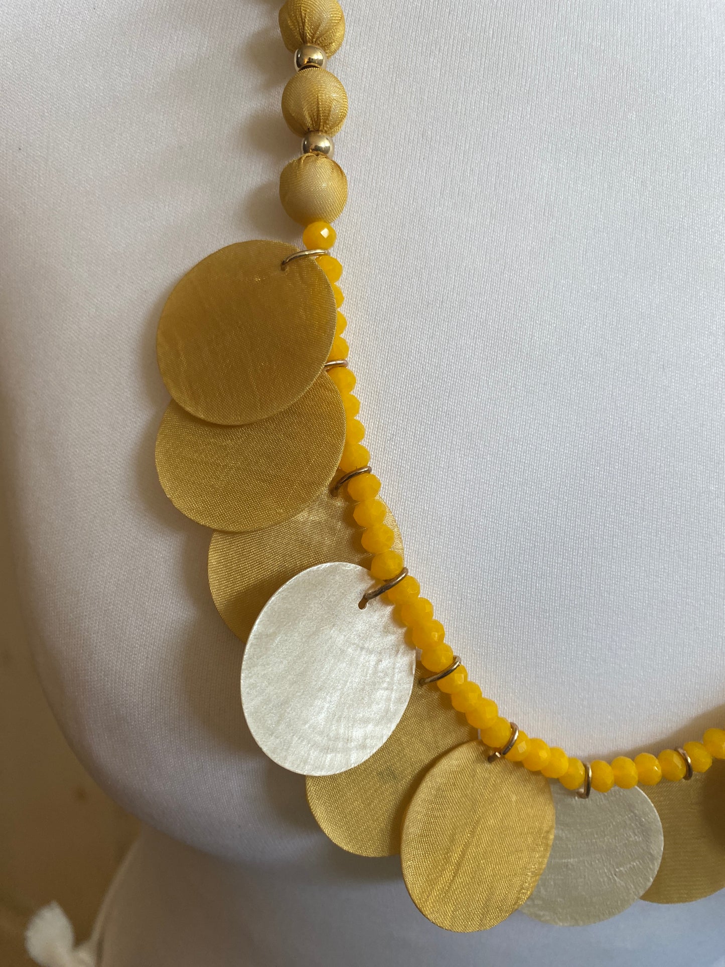 Collier Luli moutarde