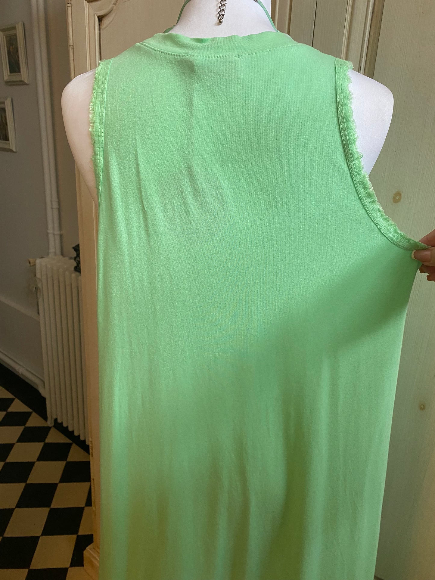 Robe Pomma convient du 36 au 46 