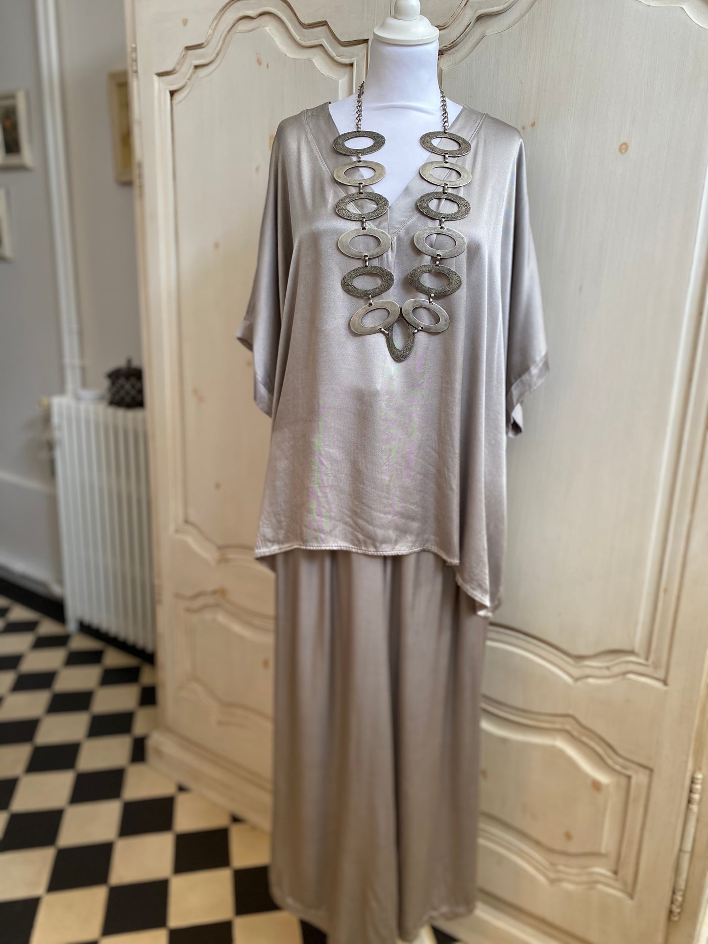 Tenue Argent mat du 42 au 50