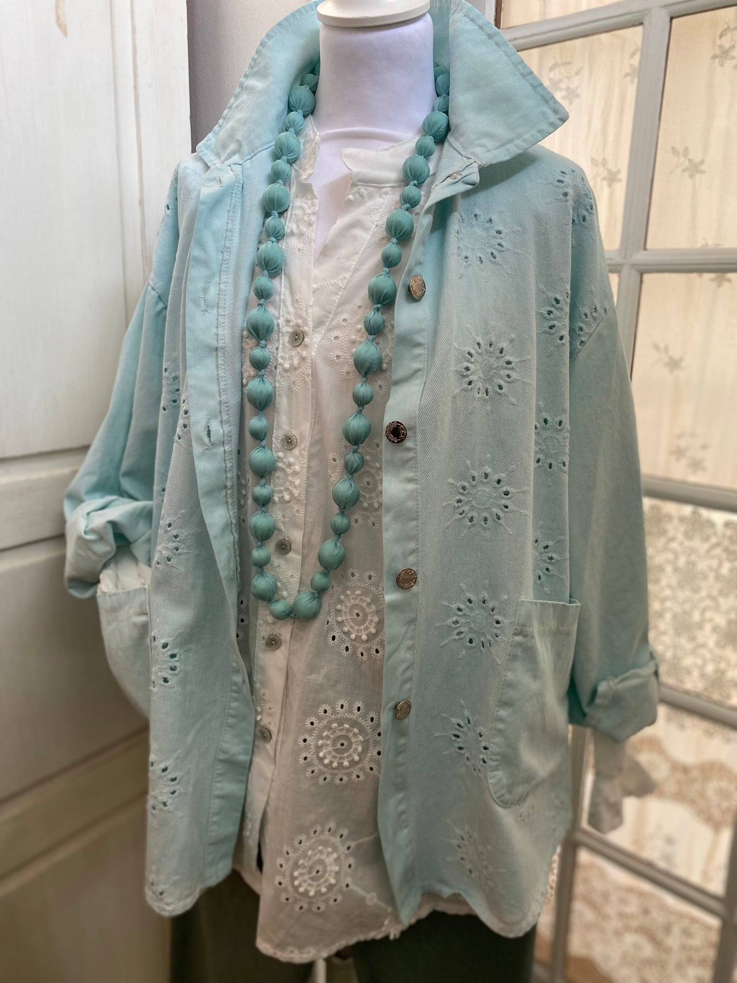 Tenue Aqua 4 pièces convient du 42 au 48
