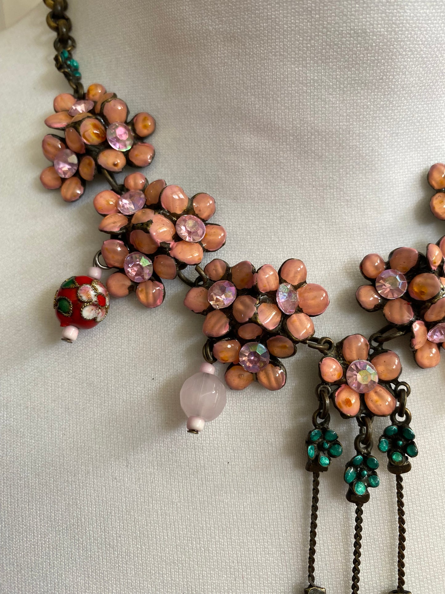 Collier Antoinette rose