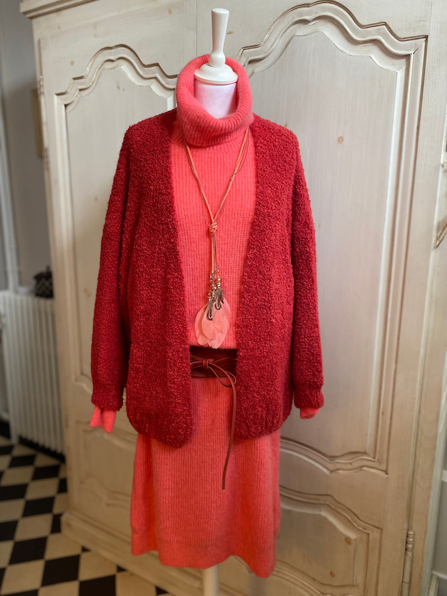 Promo Tenue Corail 4 pièces du 40 au 46