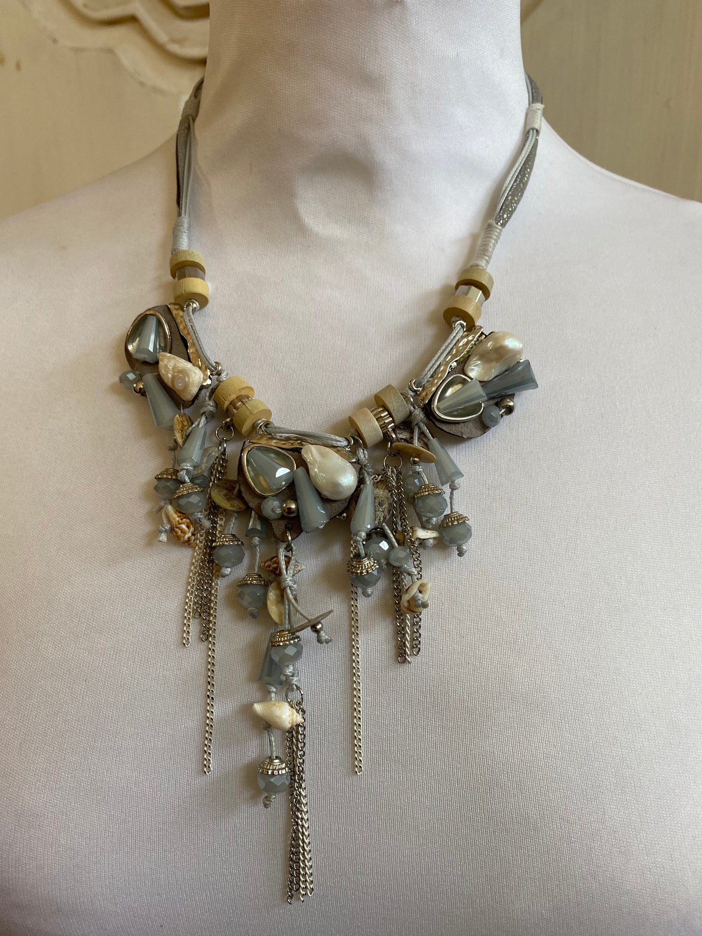 Collier Inès gris