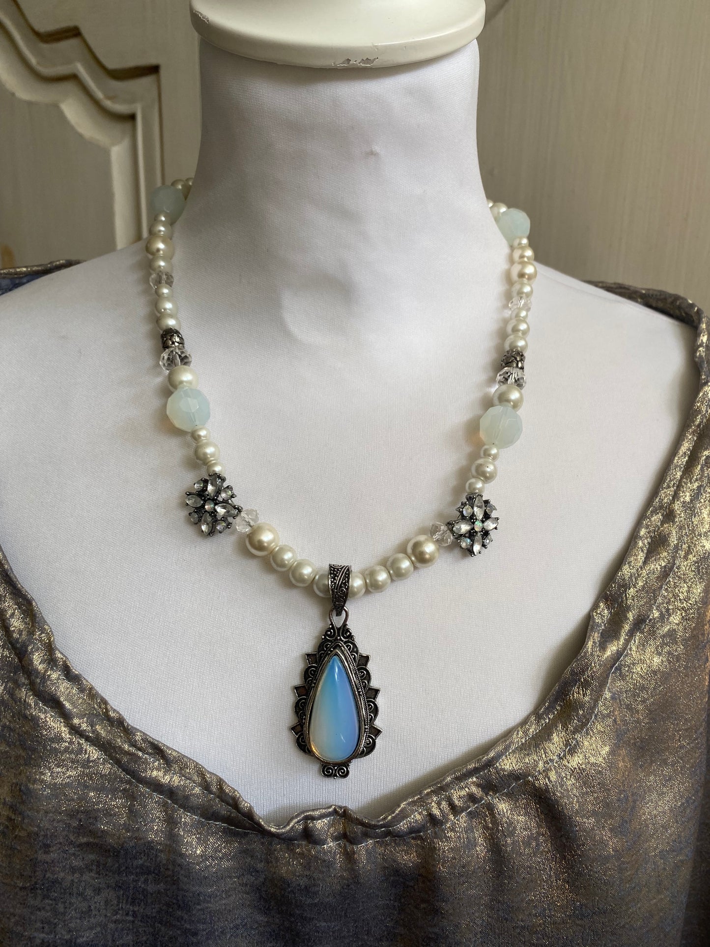 Collier irisé Lili Patchoulie