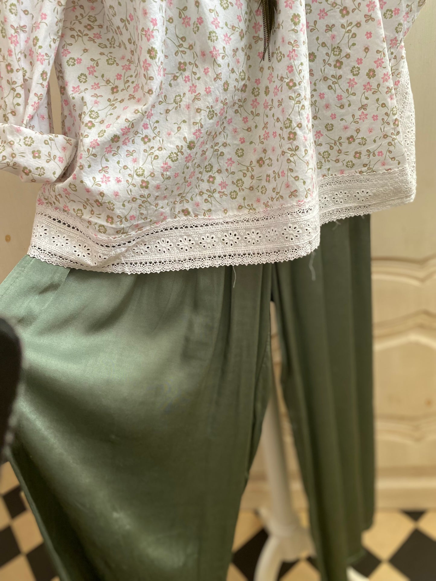 Promo Tenue Liberta 3 pieces convient du 42 au 50