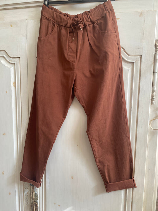 Pantalon marron  du 42 au 48