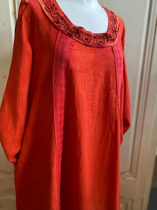 Robe en Lin Rouge corail convient du 40 au 46