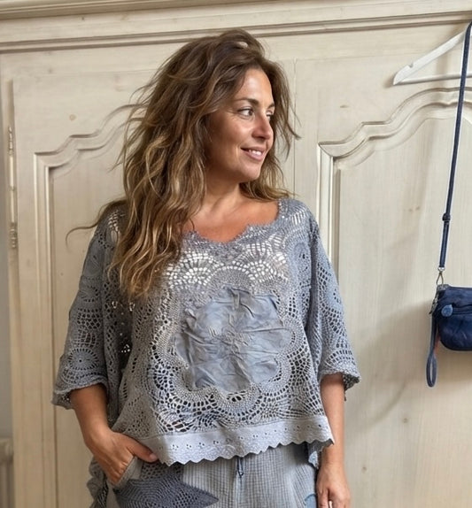 Tunique Lili bleu convient du 40 au 50