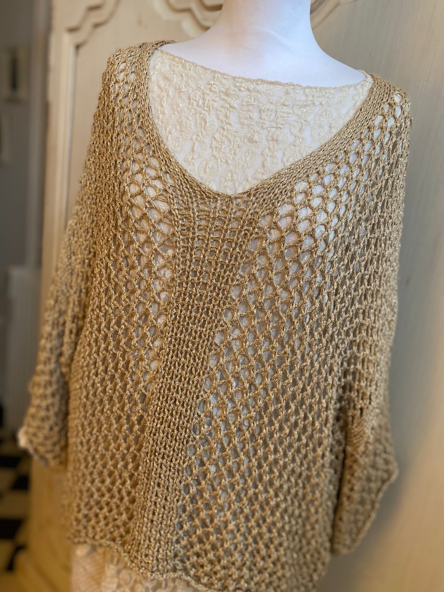 Pull Stella doré oversize du 40 au 50