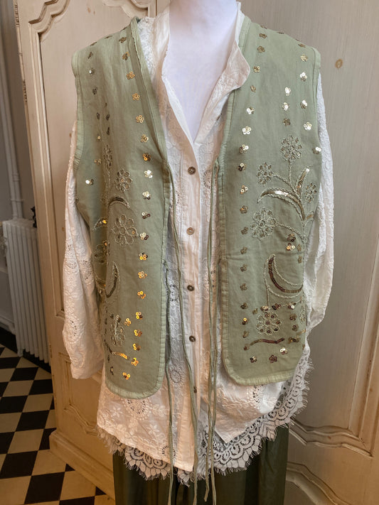 Tenue Louise 4 pièces du 40 au 48