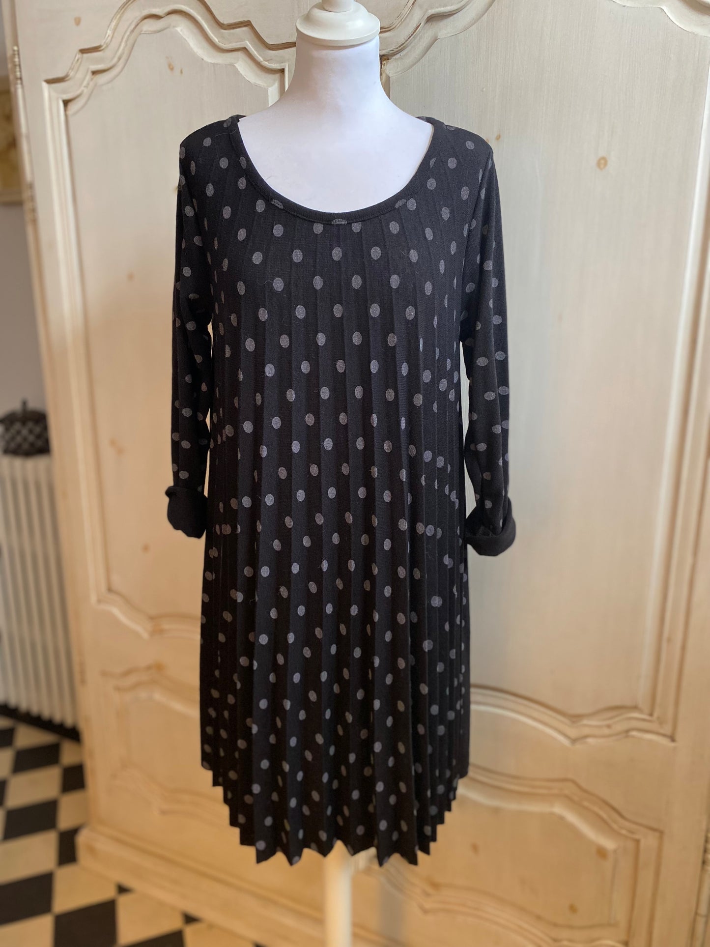 Promo Tenue 2 pièces noire du 40 au 46+