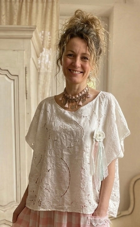 Blouse Charme convient du 40 au 48