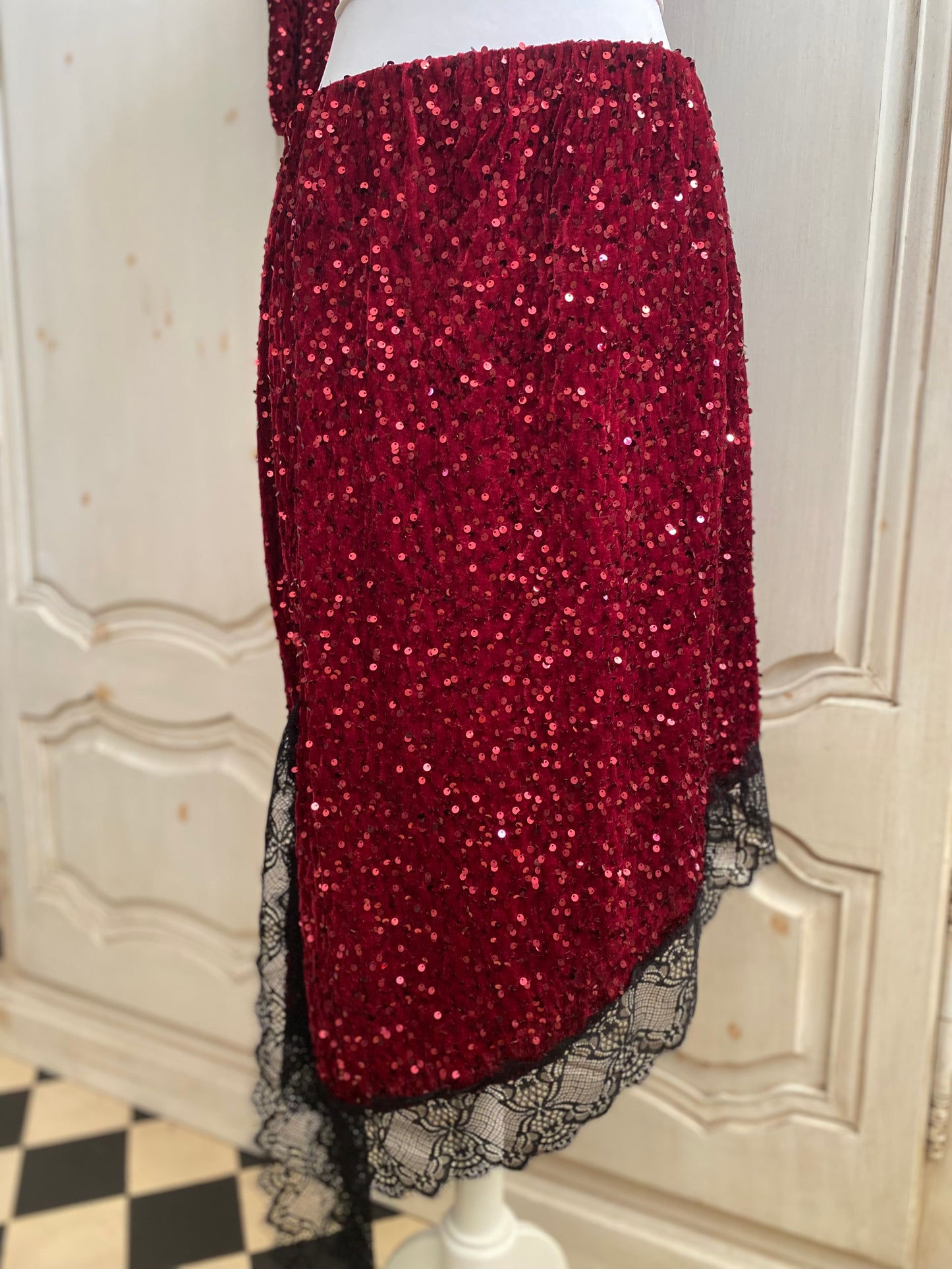 Tenue fêtes rouge du 40 au 46+