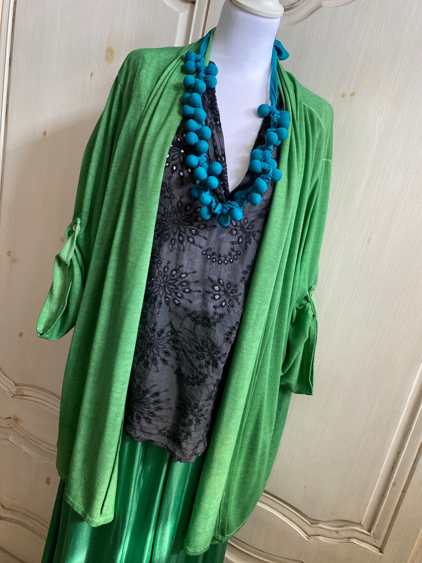 Tenue Valentina 4 pièces du 44 au 52