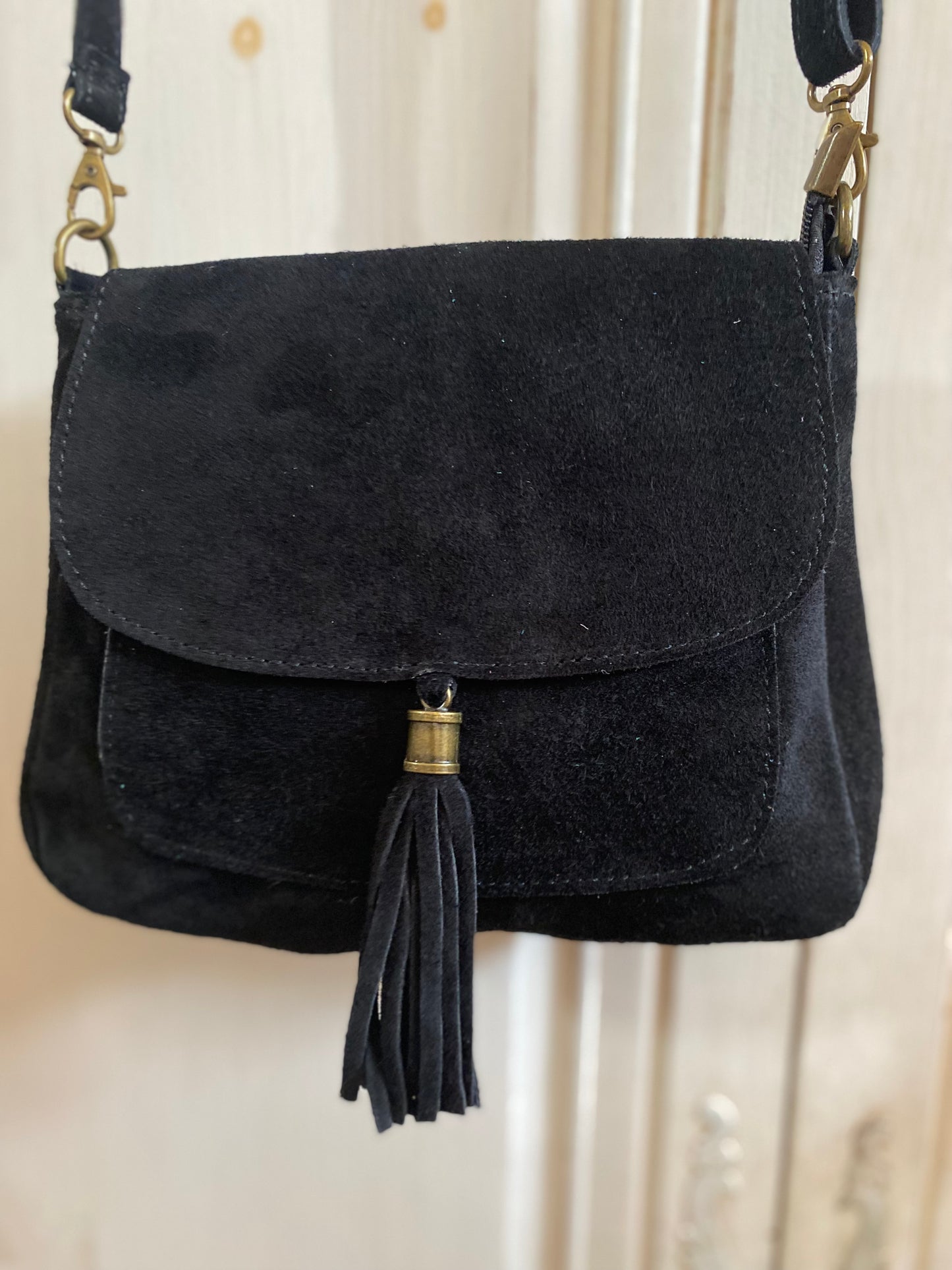 Besace croûte de cuir noir