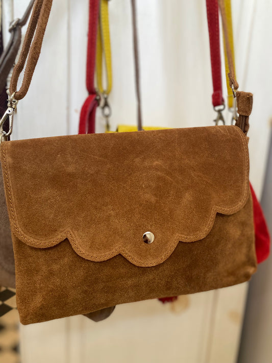 Besace croûte de cuir marron