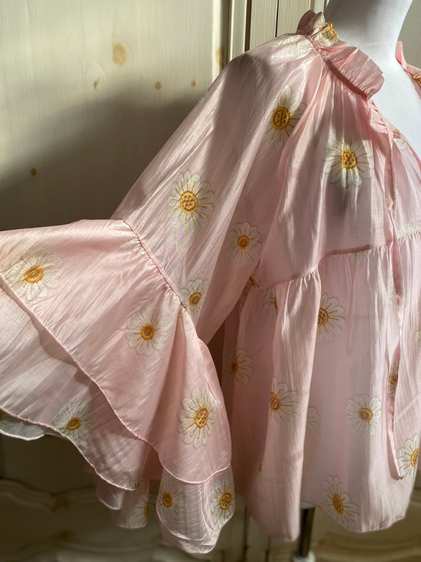 Blouse, fleurs rose convient du 40 au 48 ￼