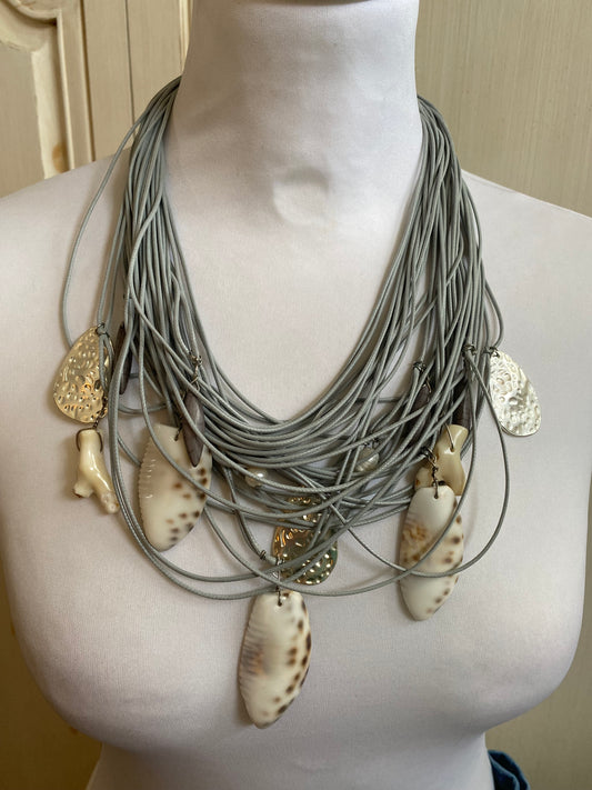 Gris Coquillage