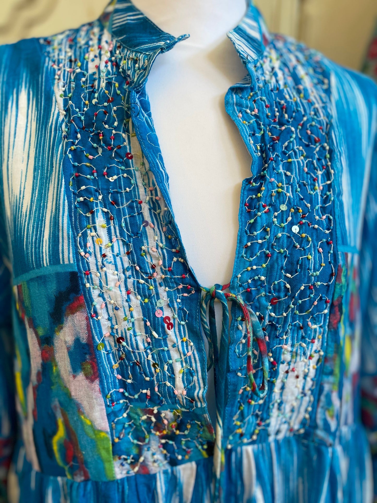 Robe ibiza bleu indigo convient du 40 au 46