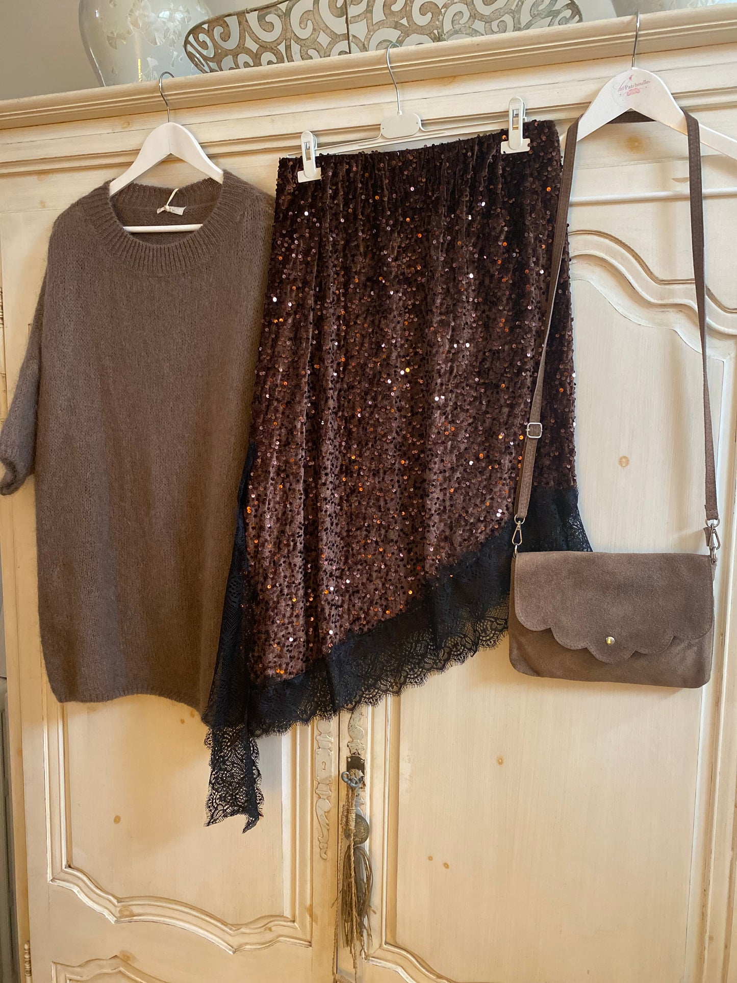 Tenue Marie 3 pièces du 40 au 46+