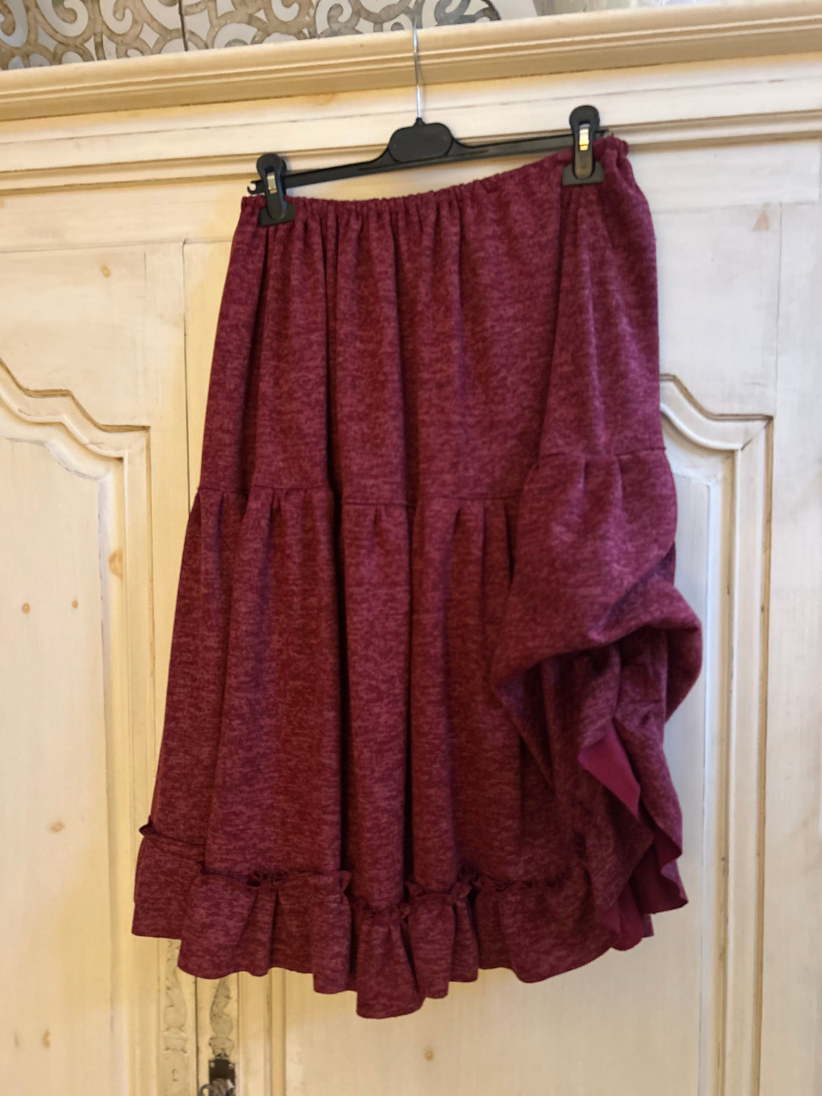 Jupe Bordeaux convient de la taille 42 à la taille 50