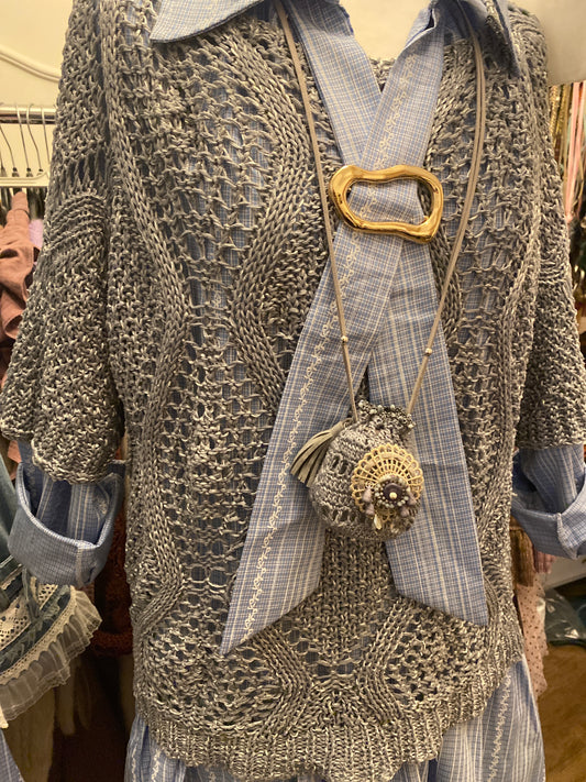 Pull iris bleu  du 38 au 46